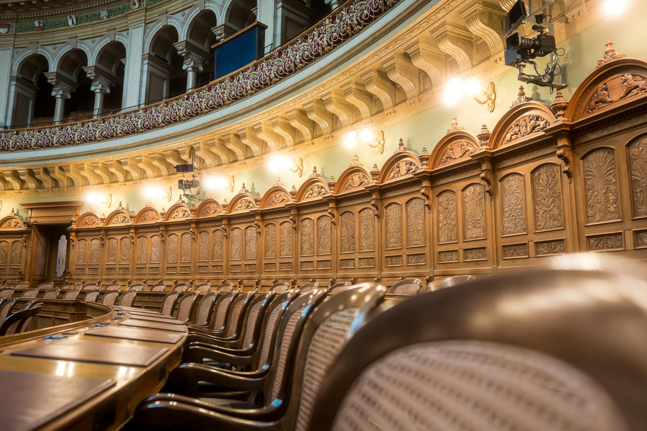 Balancing public and individual interest in taking measures to secure the claim: Analysis of Decision No.