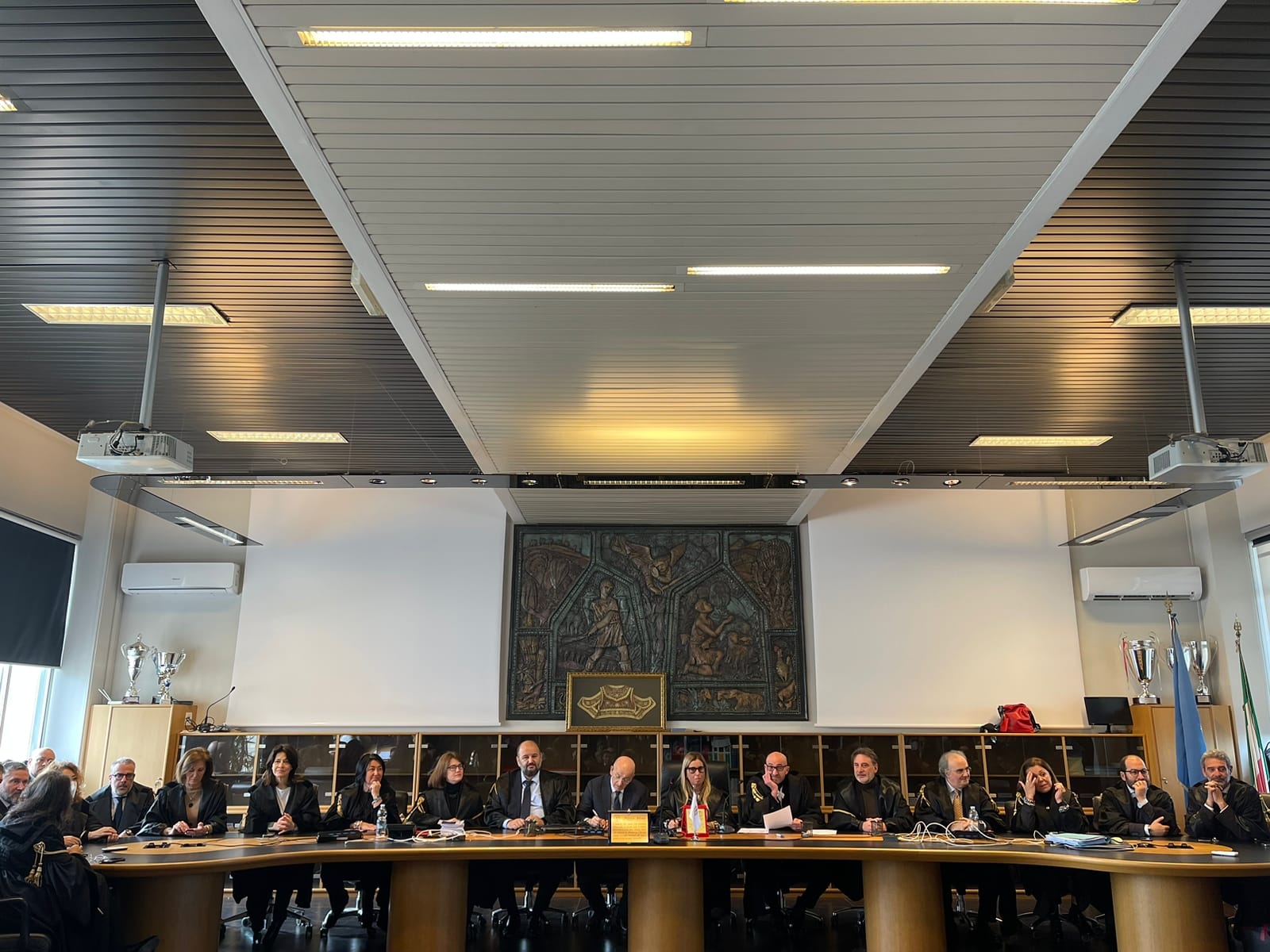 Një eksperiencë e veçantë gjatë ceremonisë së 📋 binjakëzimit të Dhomës Avokatisë Durrës dhe Dhomës së Avokatisë Bari. 🇦🇱🤝🇮🇹